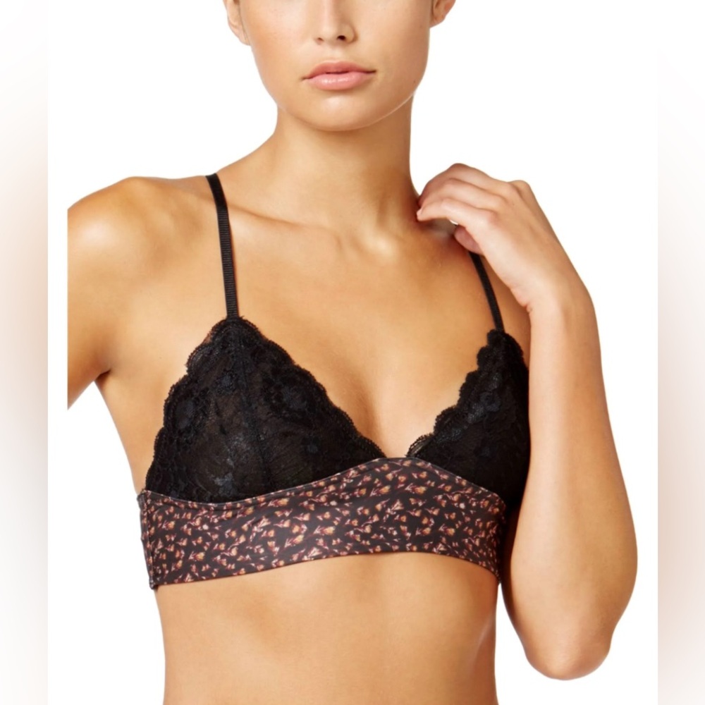 FREE PEOPLE Hold The Line Bralette